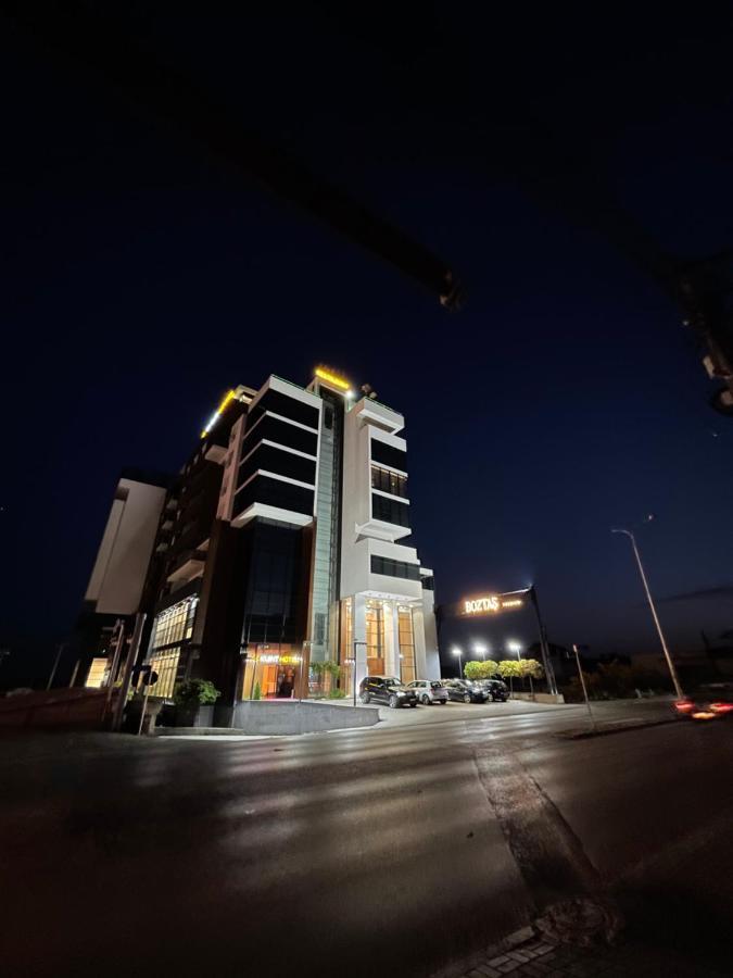 Kuint Hotel Peje Exterior photo