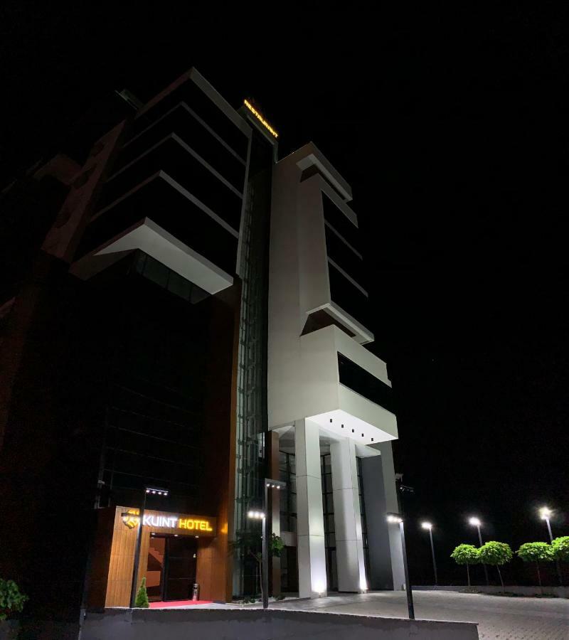 Kuint Hotel Peje Exterior photo